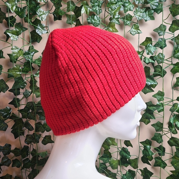 Carling Black Label Unisex Red Knit Winter Hat Beanie - Picture 4 of 10